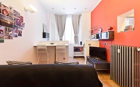 Cosy Nest Isola District Heart